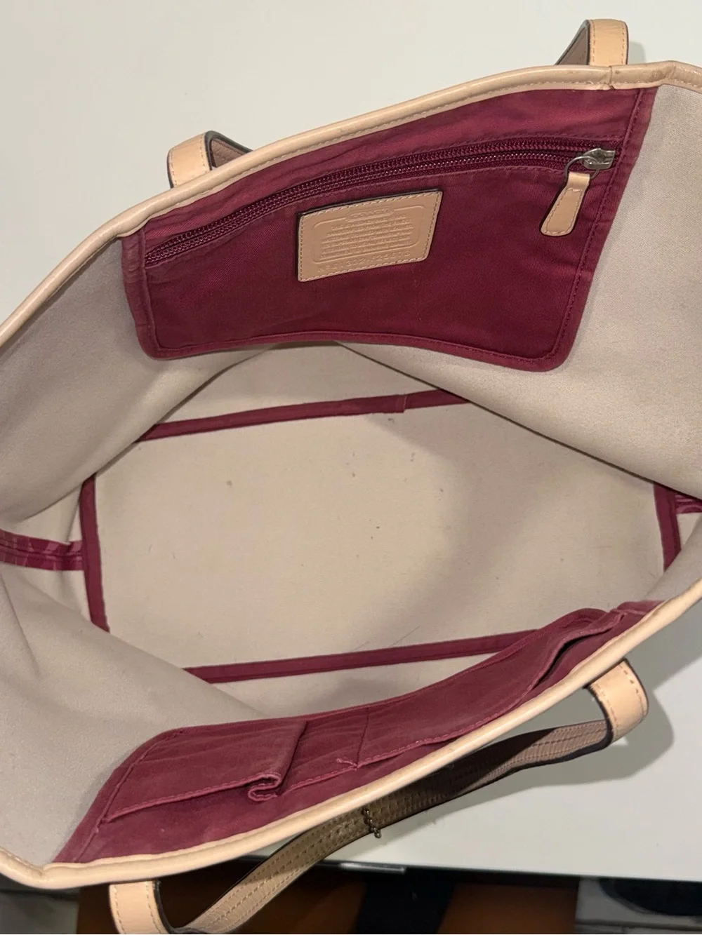 Coach tote deep